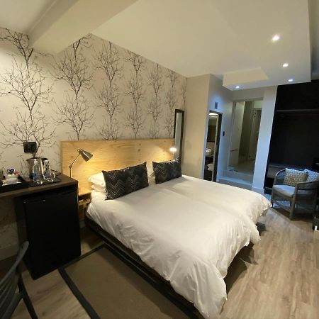 Herzinger Boutique Guesthouse Klein Windhoek Extérieur photo