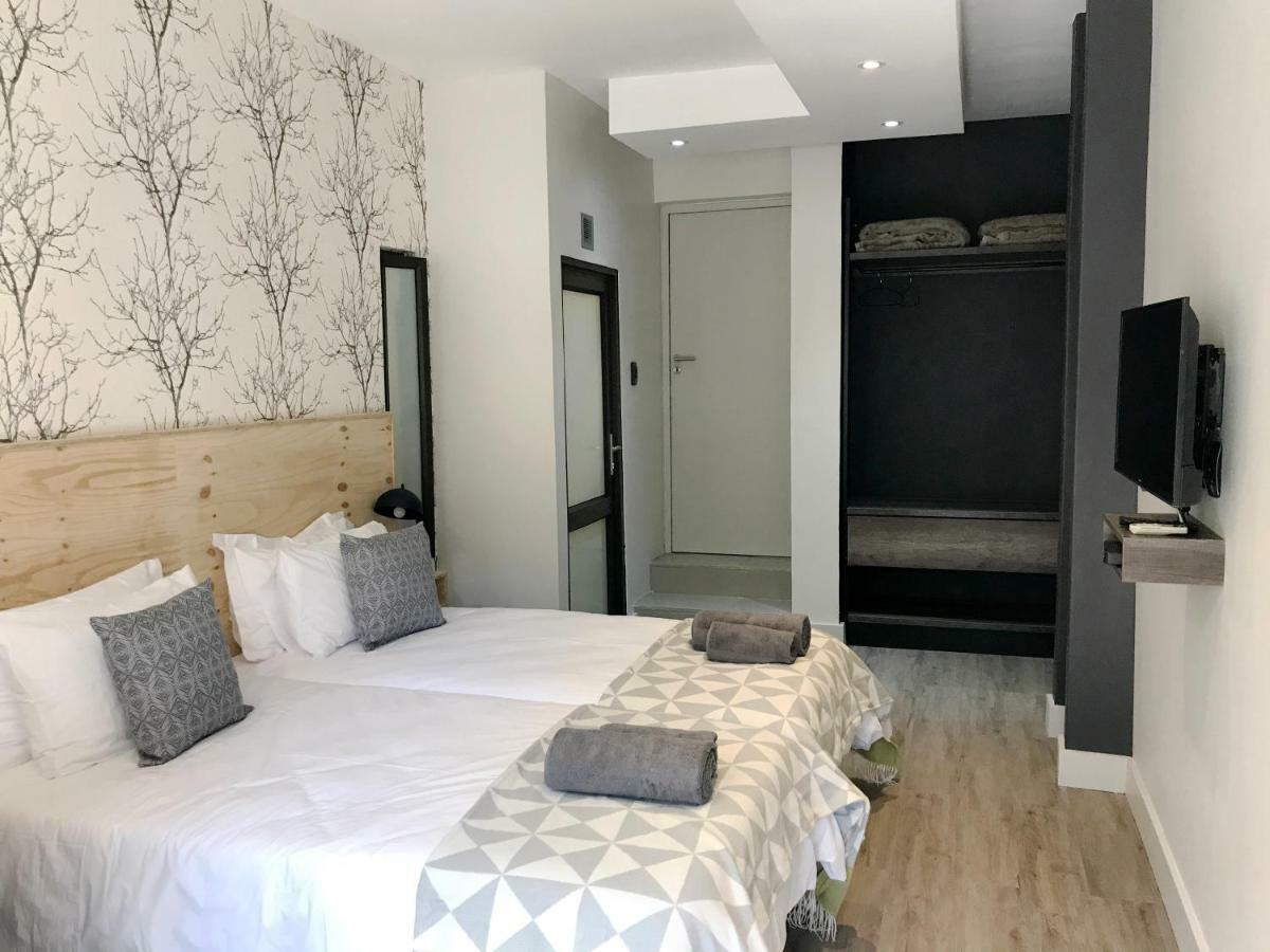 Herzinger Boutique Guesthouse Klein Windhoek Extérieur photo